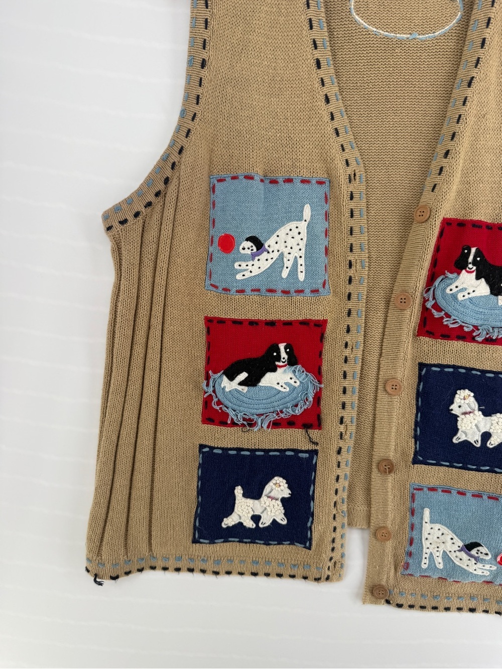 Vintage Passports Woman 3X Dog Appliqué Button-Front Sweater Vest - Picture 4 of 8